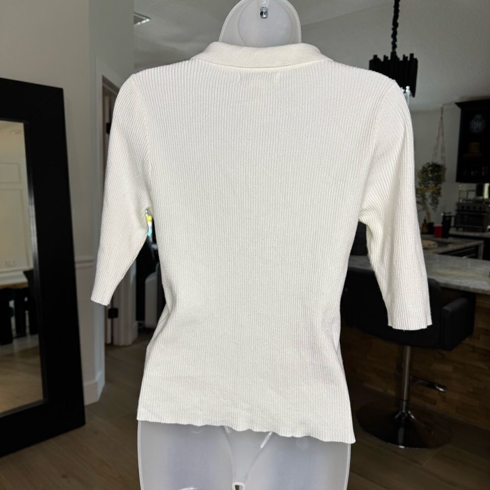 Halston Ribbed Sweater. Size Small - Picture 6 of 10